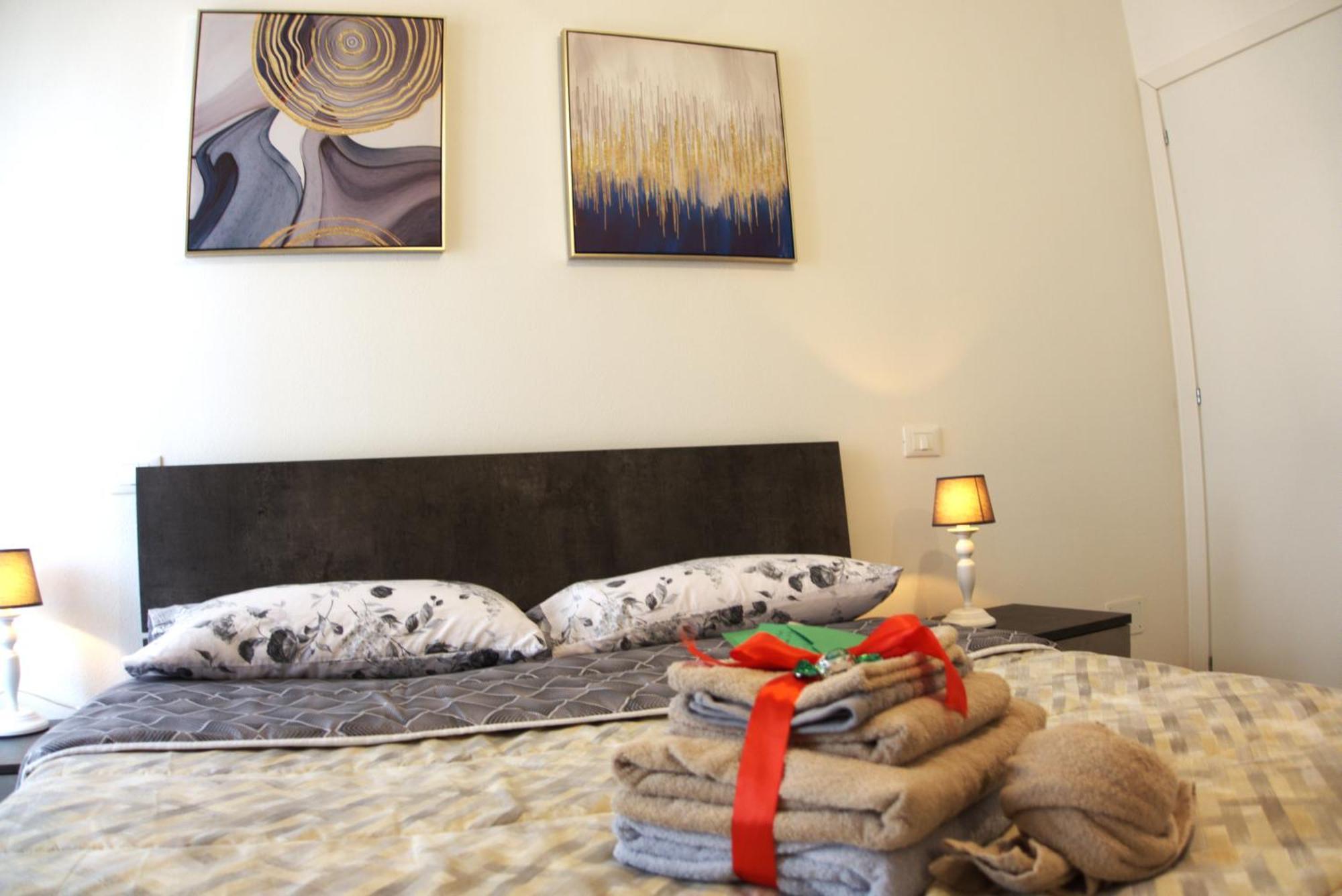 Hotel Dimora Del Sole - Civico 13 LʼAquila Esterno foto