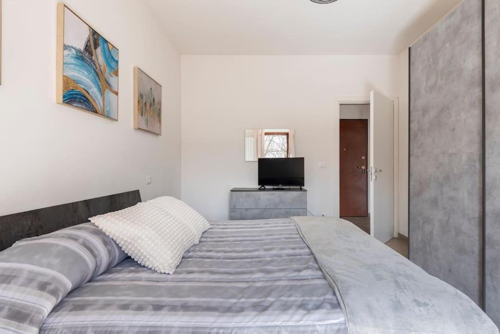 Hotel Dimora Del Sole - Civico 13 LʼAquila Esterno foto