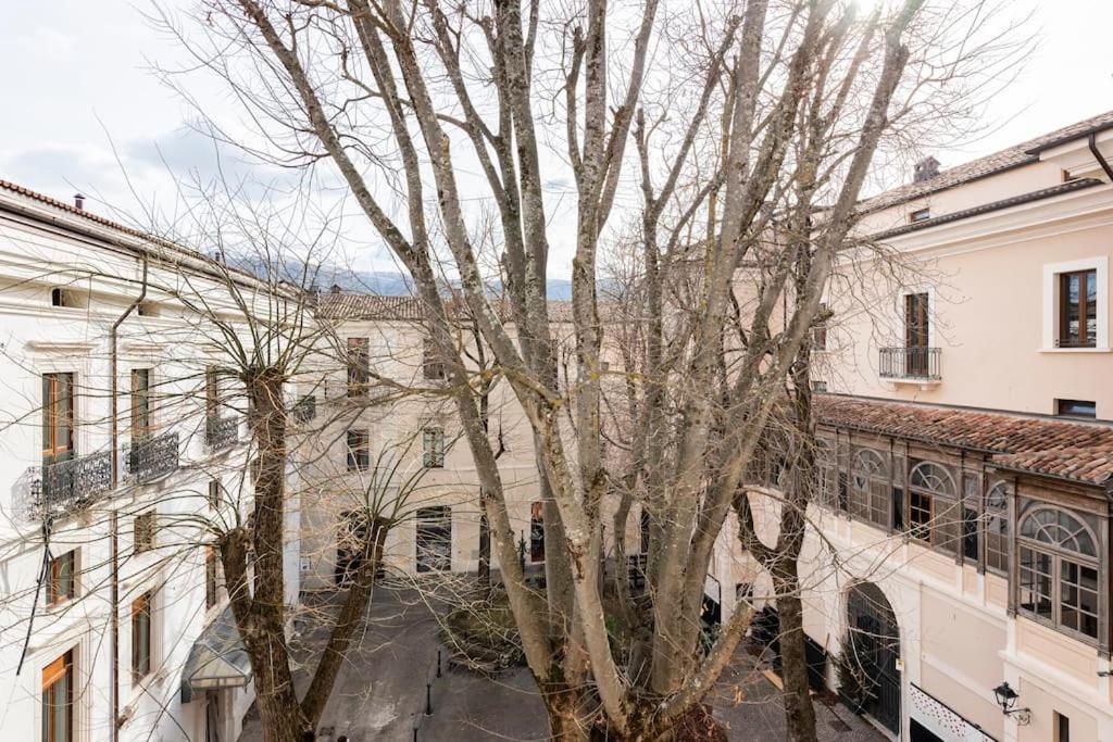 Hotel Dimora Del Sole - Civico 13 LʼAquila Esterno foto